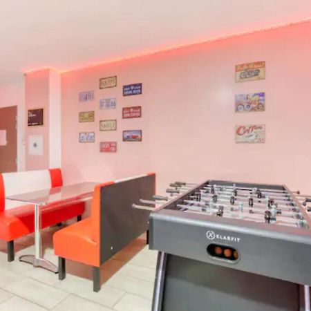 Suite Marilyn Monroe & Spa - 4P - Proche Disney Montry Exteriör bild