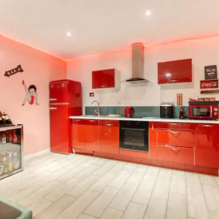 Suite Marilyn Monroe & Spa - 4P - Proche Disney Montry Exteriör bild