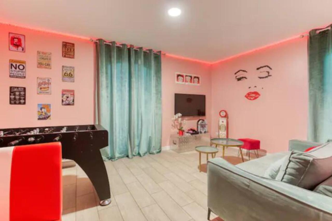 Suite Marilyn Monroe & Spa - 4P - Proche Disney Montry Exteriör bild