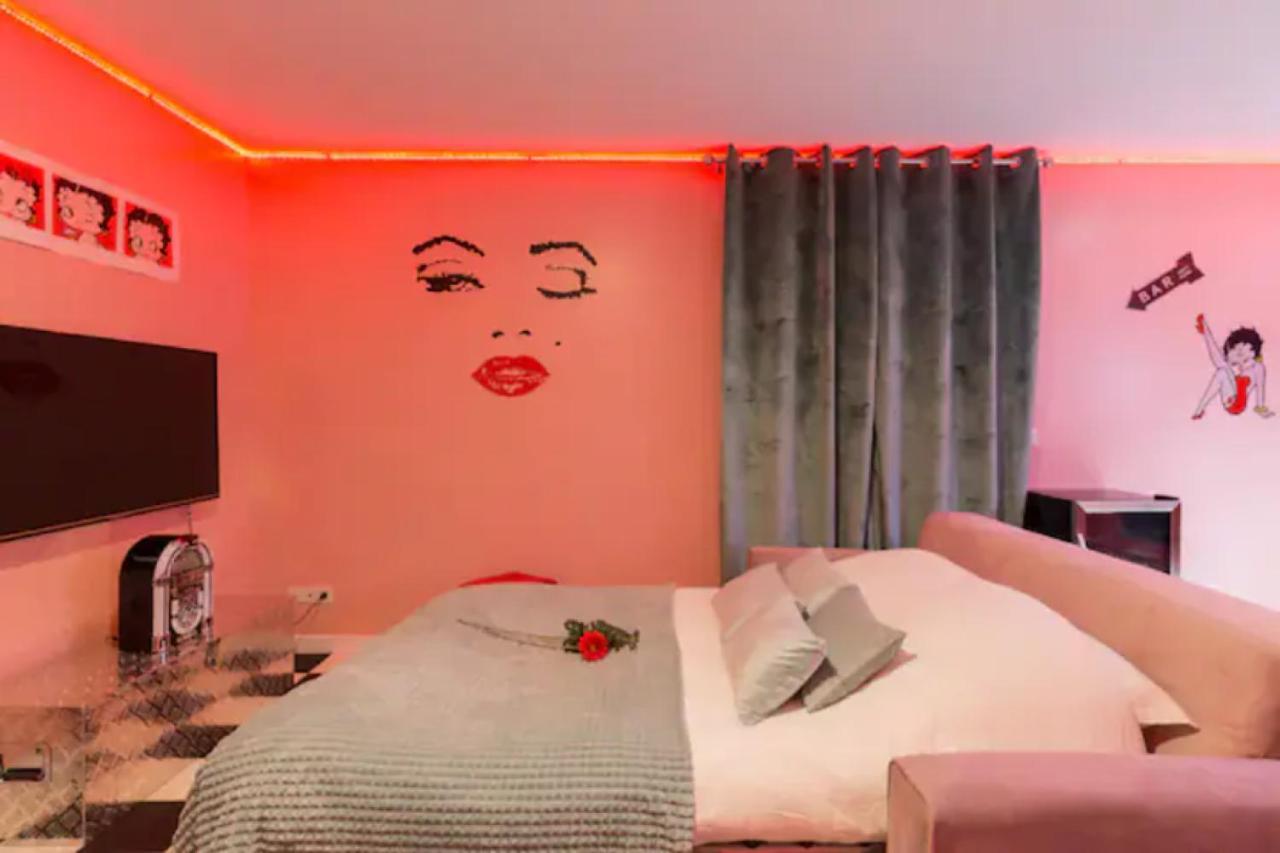Suite Marilyn Monroe & Spa - 4P - Proche Disney Montry Exteriör bild