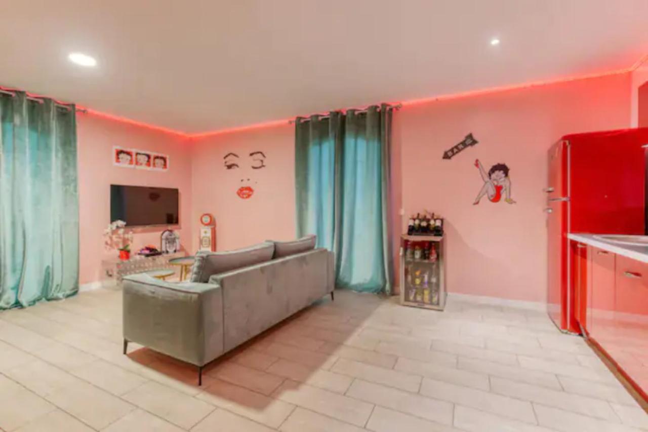 Suite Marilyn Monroe & Spa - 4P - Proche Disney Montry Exteriör bild