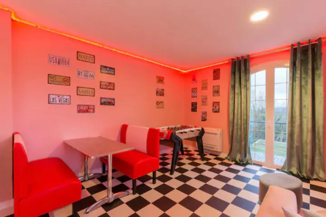 Suite Marilyn Monroe & Spa - 4P - Proche Disney Montry Exteriör bild